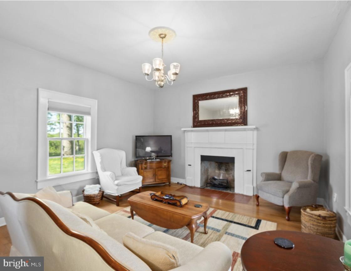 7901 MELTON LN, SPOTSYLVANIA, Virginia 22551, 5 Bedrooms Bedrooms, ,3 BathroomsBathrooms,Residential,For sale,7901 MELTON LN,VASP2033224 MLS # VASP2033224