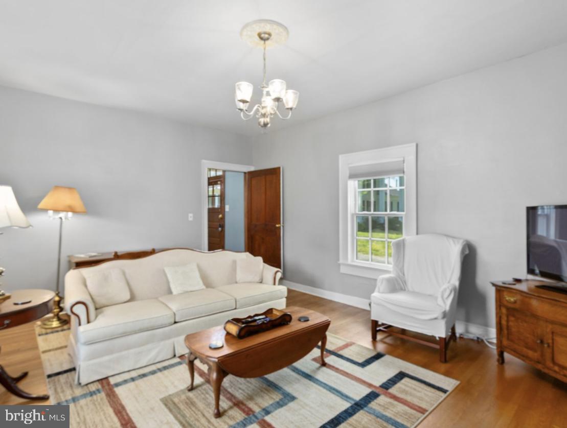 7901 MELTON LN, SPOTSYLVANIA, Virginia 22551, 5 Bedrooms Bedrooms, ,3 BathroomsBathrooms,Residential,For sale,7901 MELTON LN,VASP2033224 MLS # VASP2033224