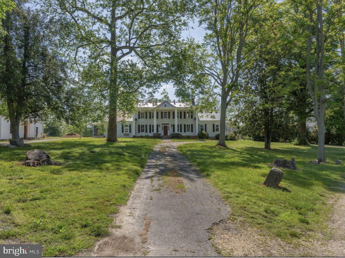 7901 MELTON LN, SPOTSYLVANIA, Virginia 22551, 5 Bedrooms Bedrooms, ,3 BathroomsBathrooms,Residential,For sale,7901 MELTON LN,VASP2033224 MLS # VASP2033224