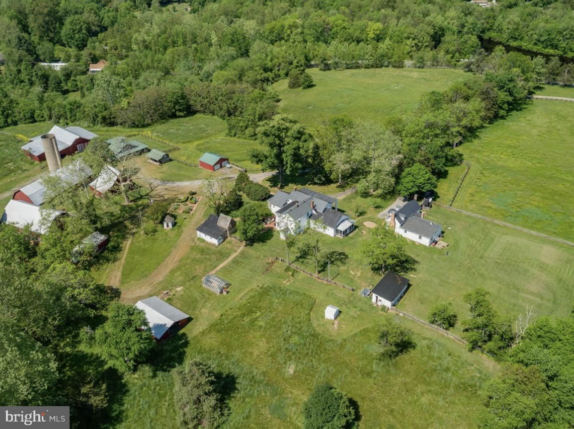 7901 MELTON LN, SPOTSYLVANIA, Virginia 22551, 5 Bedrooms Bedrooms, ,3 BathroomsBathrooms,Residential,For sale,7901 MELTON LN,VASP2033224 MLS # VASP2033224