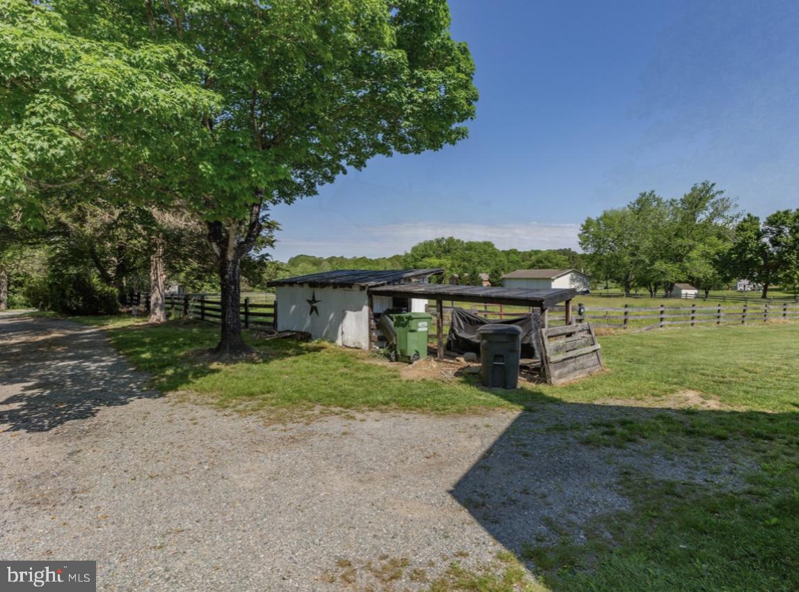 7901 MELTON LN, SPOTSYLVANIA, Virginia 22551, 5 Bedrooms Bedrooms, ,3 BathroomsBathrooms,Residential,For sale,7901 MELTON LN,VASP2033224 MLS # VASP2033224
