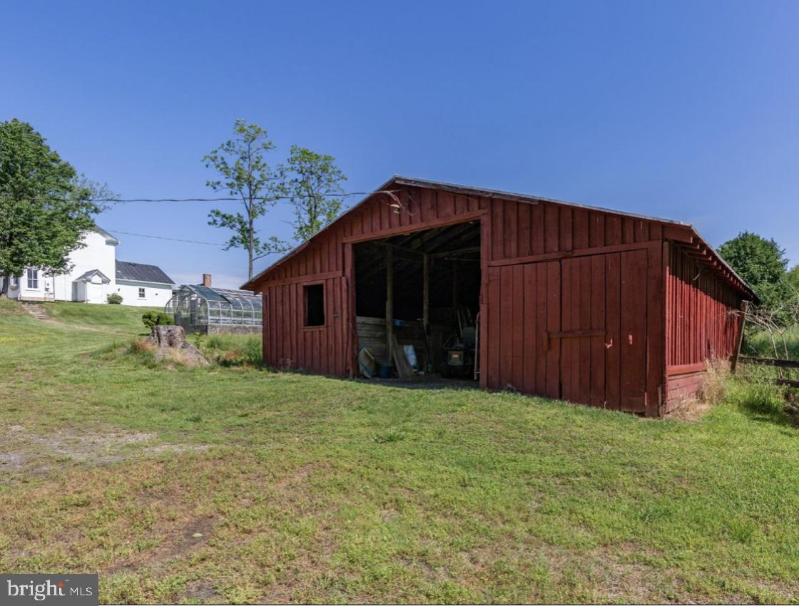 7901 MELTON LN, SPOTSYLVANIA, Virginia 22551, 5 Bedrooms Bedrooms, ,3 BathroomsBathrooms,Residential,For sale,7901 MELTON LN,VASP2033224 MLS # VASP2033224