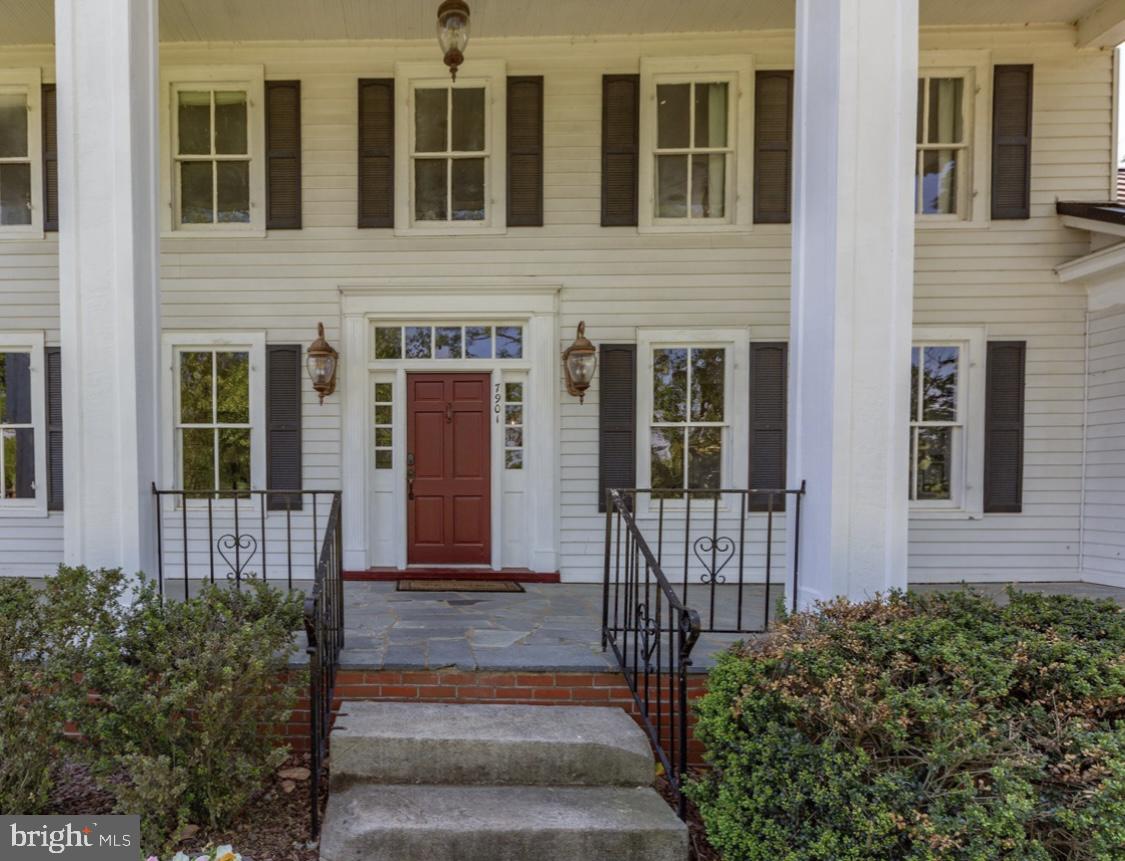 7901 MELTON LN, SPOTSYLVANIA, Virginia 22551, 5 Bedrooms Bedrooms, ,3 BathroomsBathrooms,Residential,For sale,7901 MELTON LN,VASP2033224 MLS # VASP2033224