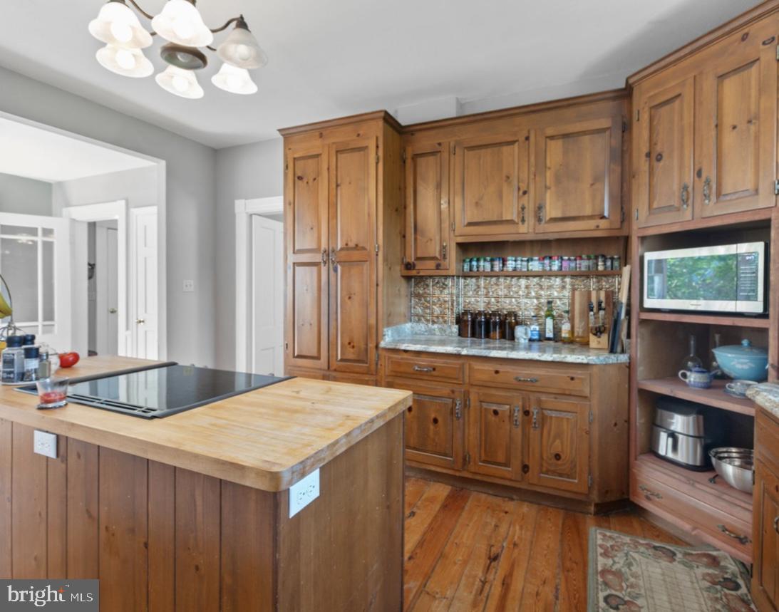 7901 MELTON LN, SPOTSYLVANIA, Virginia 22551, 5 Bedrooms Bedrooms, ,3 BathroomsBathrooms,Residential,For sale,7901 MELTON LN,VASP2033224 MLS # VASP2033224