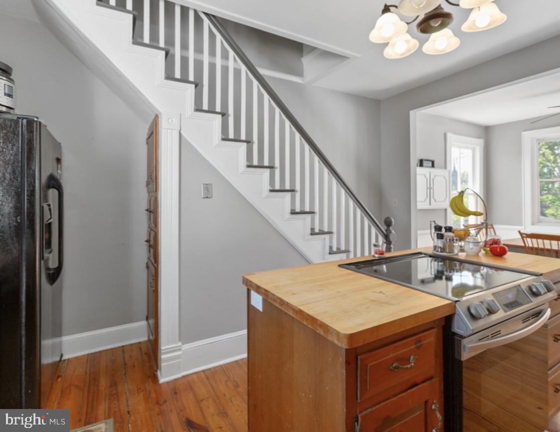 7901 MELTON LN, SPOTSYLVANIA, Virginia 22551, 5 Bedrooms Bedrooms, ,3 BathroomsBathrooms,Residential,For sale,7901 MELTON LN,VASP2033224 MLS # VASP2033224