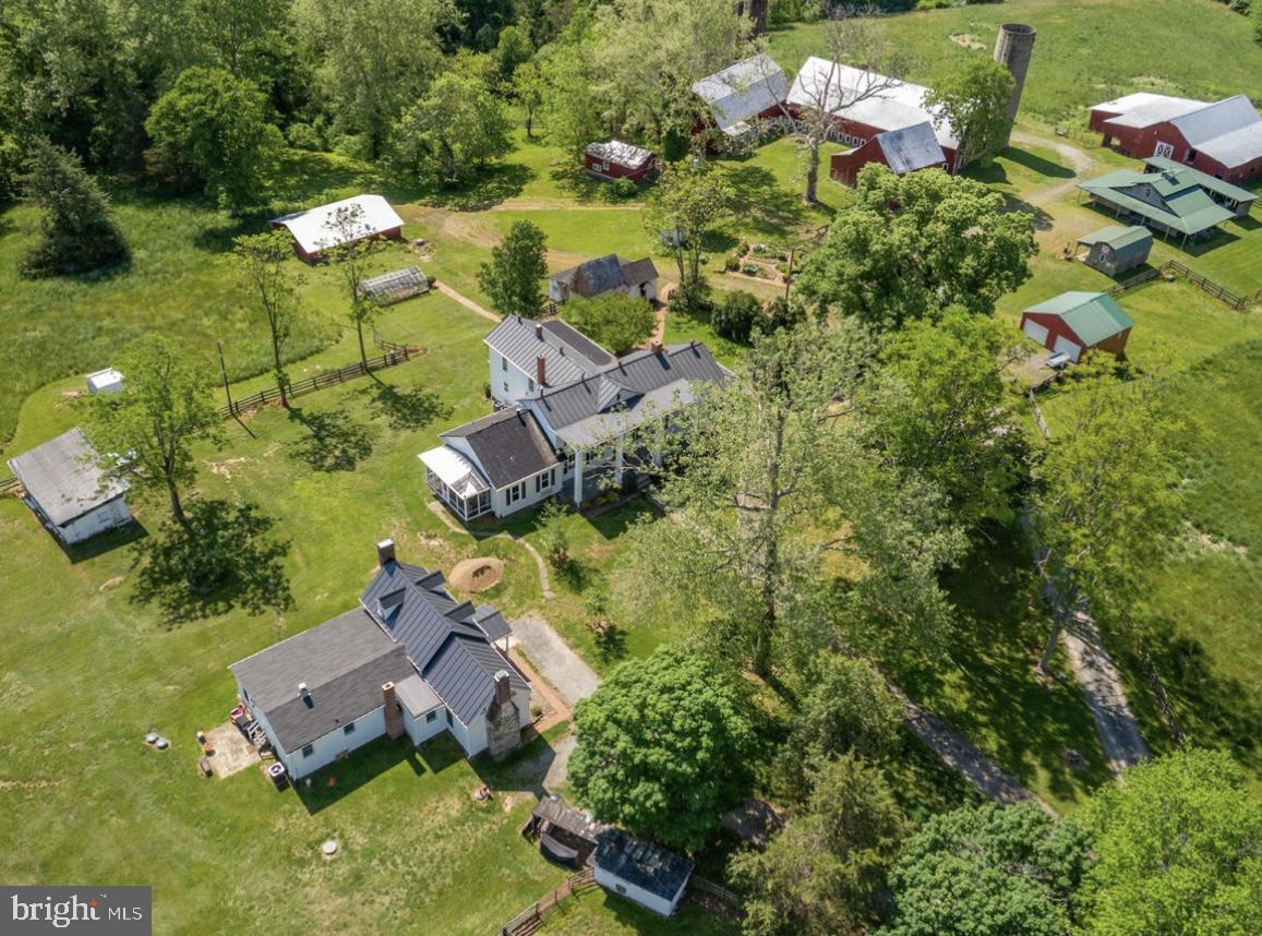 7901 MELTON LN, SPOTSYLVANIA, Virginia 22551, 5 Bedrooms Bedrooms, ,3 BathroomsBathrooms,Residential,For sale,7901 MELTON LN,VASP2033224 MLS # VASP2033224