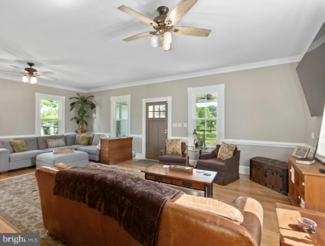 7901 MELTON LN, SPOTSYLVANIA, Virginia 22551, 5 Bedrooms Bedrooms, ,3 BathroomsBathrooms,Residential,For sale,7901 MELTON LN,VASP2033224 MLS # VASP2033224
