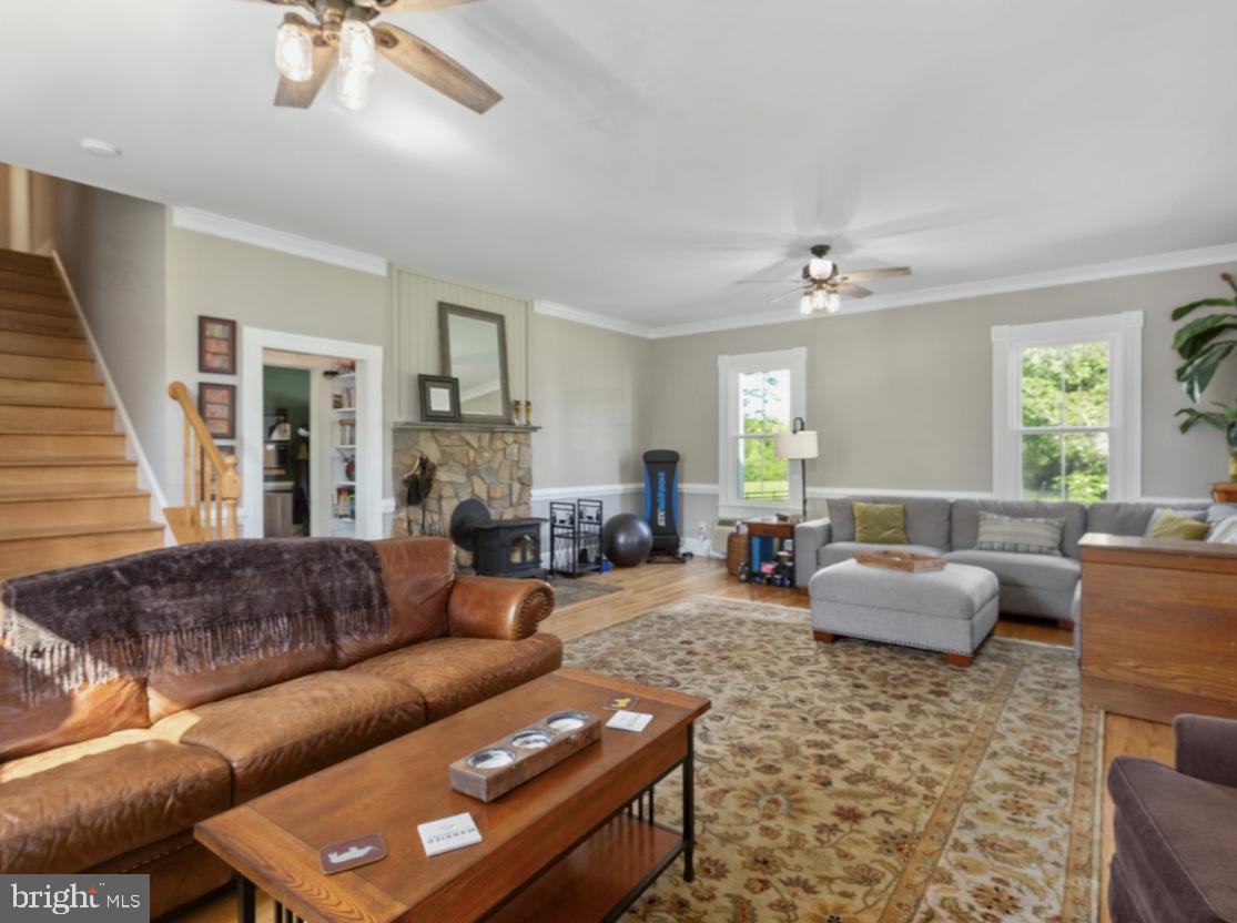 7901 MELTON LN, SPOTSYLVANIA, Virginia 22551, 5 Bedrooms Bedrooms, ,3 BathroomsBathrooms,Residential,For sale,7901 MELTON LN,VASP2033224 MLS # VASP2033224