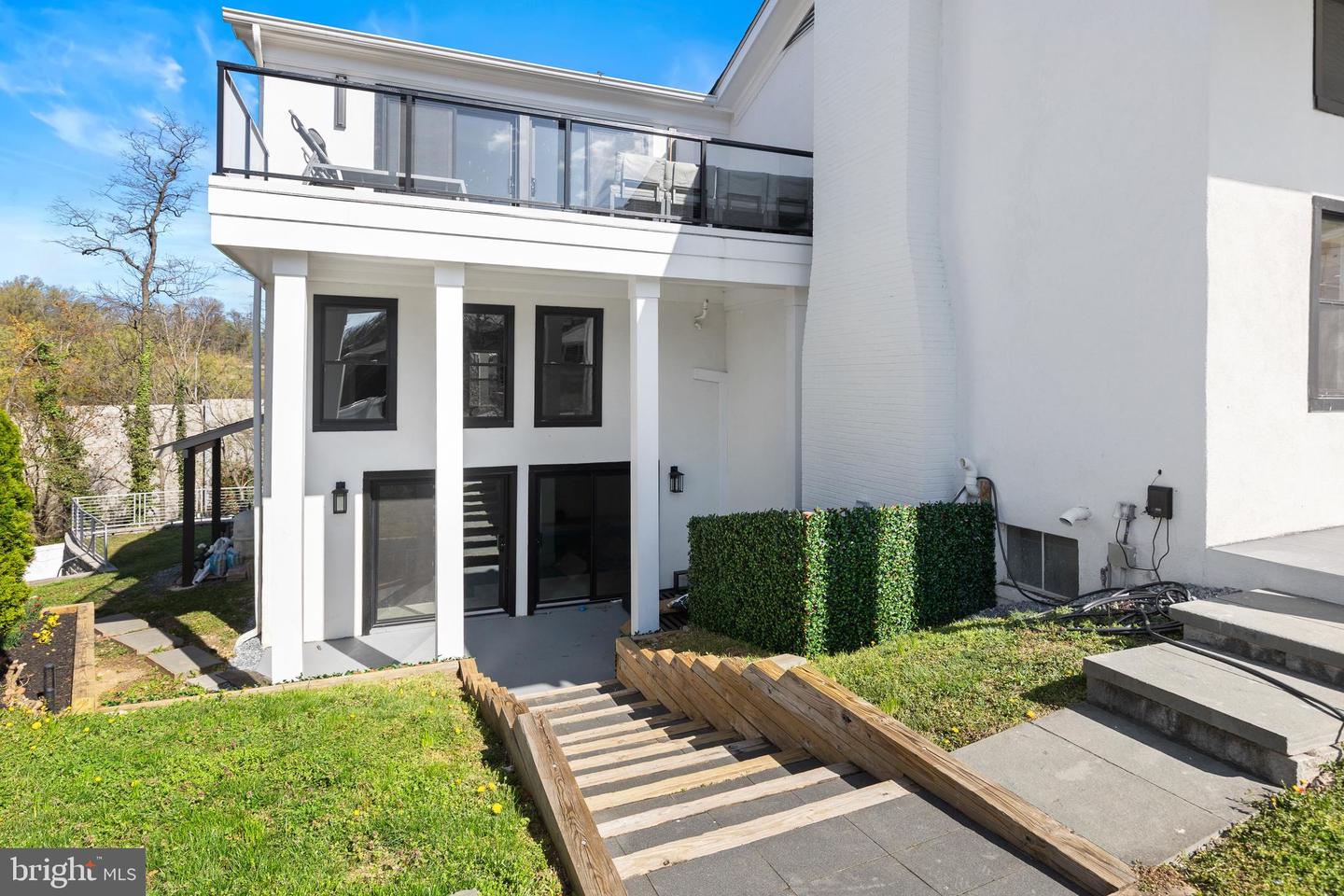 2100 S PIERCE ST, ARLINGTON, Virginia 22202, 5 Bedrooms Bedrooms, ,6 BathroomsBathrooms,Residential,For sale,2100 S PIERCE ST,VAAR2057866 MLS # VAAR2057866
