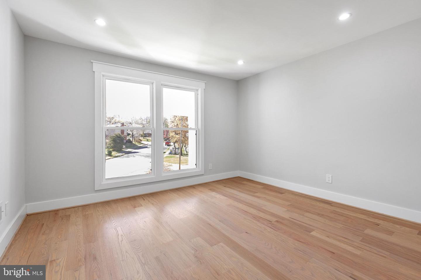 2100 S PIERCE ST, ARLINGTON, Virginia 22202, 5 Bedrooms Bedrooms, ,6 BathroomsBathrooms,Residential,For sale,2100 S PIERCE ST,VAAR2057866 MLS # VAAR2057866