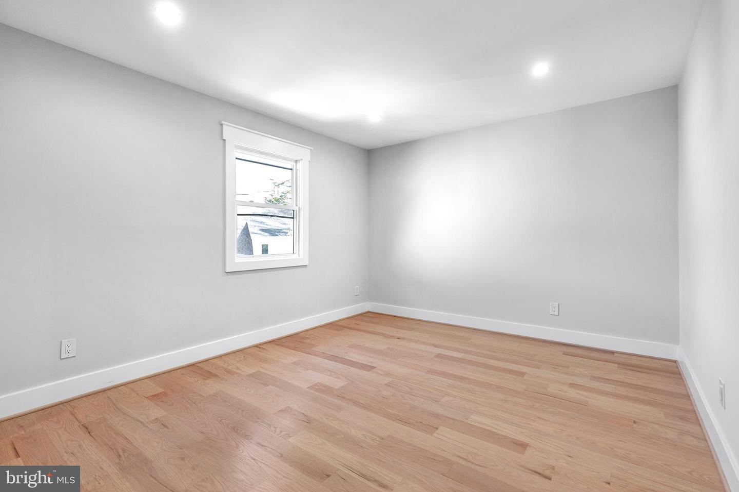 2100 S PIERCE ST, ARLINGTON, Virginia 22202, 5 Bedrooms Bedrooms, ,6 BathroomsBathrooms,Residential,For sale,2100 S PIERCE ST,VAAR2057866 MLS # VAAR2057866