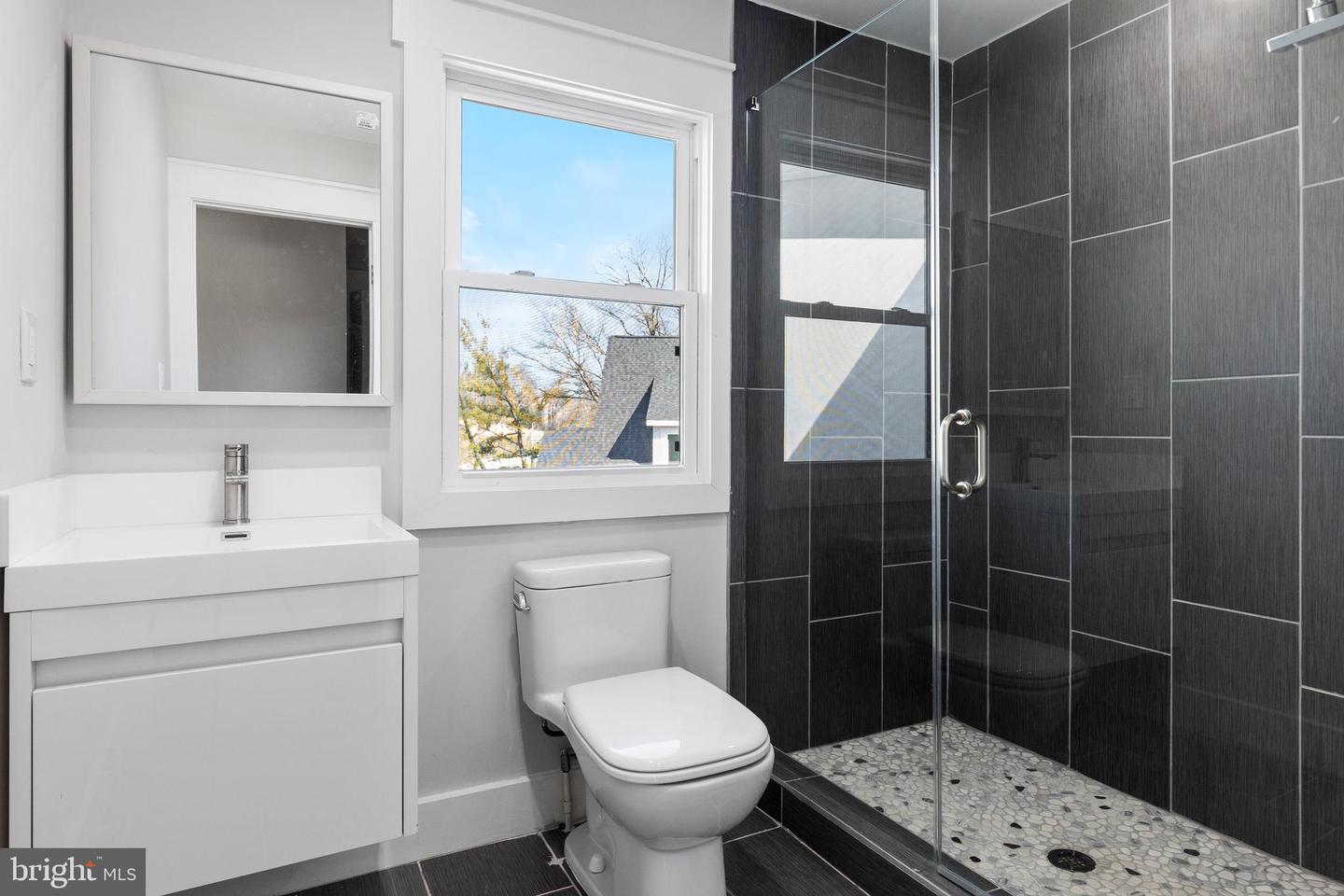 2100 S PIERCE ST, ARLINGTON, Virginia 22202, 5 Bedrooms Bedrooms, ,6 BathroomsBathrooms,Residential,For sale,2100 S PIERCE ST,VAAR2057866 MLS # VAAR2057866