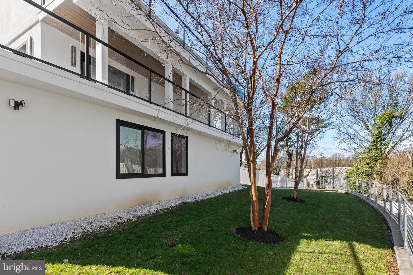 2100 S PIERCE ST, ARLINGTON, Virginia 22202, 5 Bedrooms Bedrooms, ,6 BathroomsBathrooms,Residential,For sale,2100 S PIERCE ST,VAAR2057866 MLS # VAAR2057866