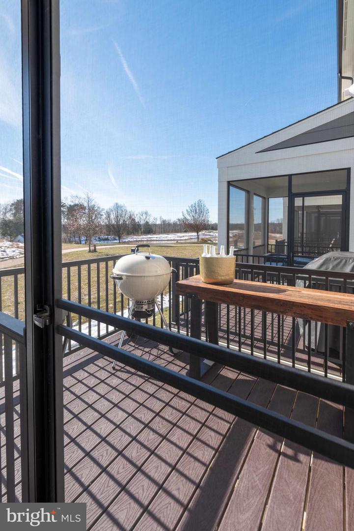 1 BELMONT BAY DR, WOODBRIDGE, Virginia 22191, 2 Bedrooms Bedrooms, ,2 BathroomsBathrooms,Residential,For sale,1 BELMONT BAY DR,VAPW2095080 MLS # VAPW2095080