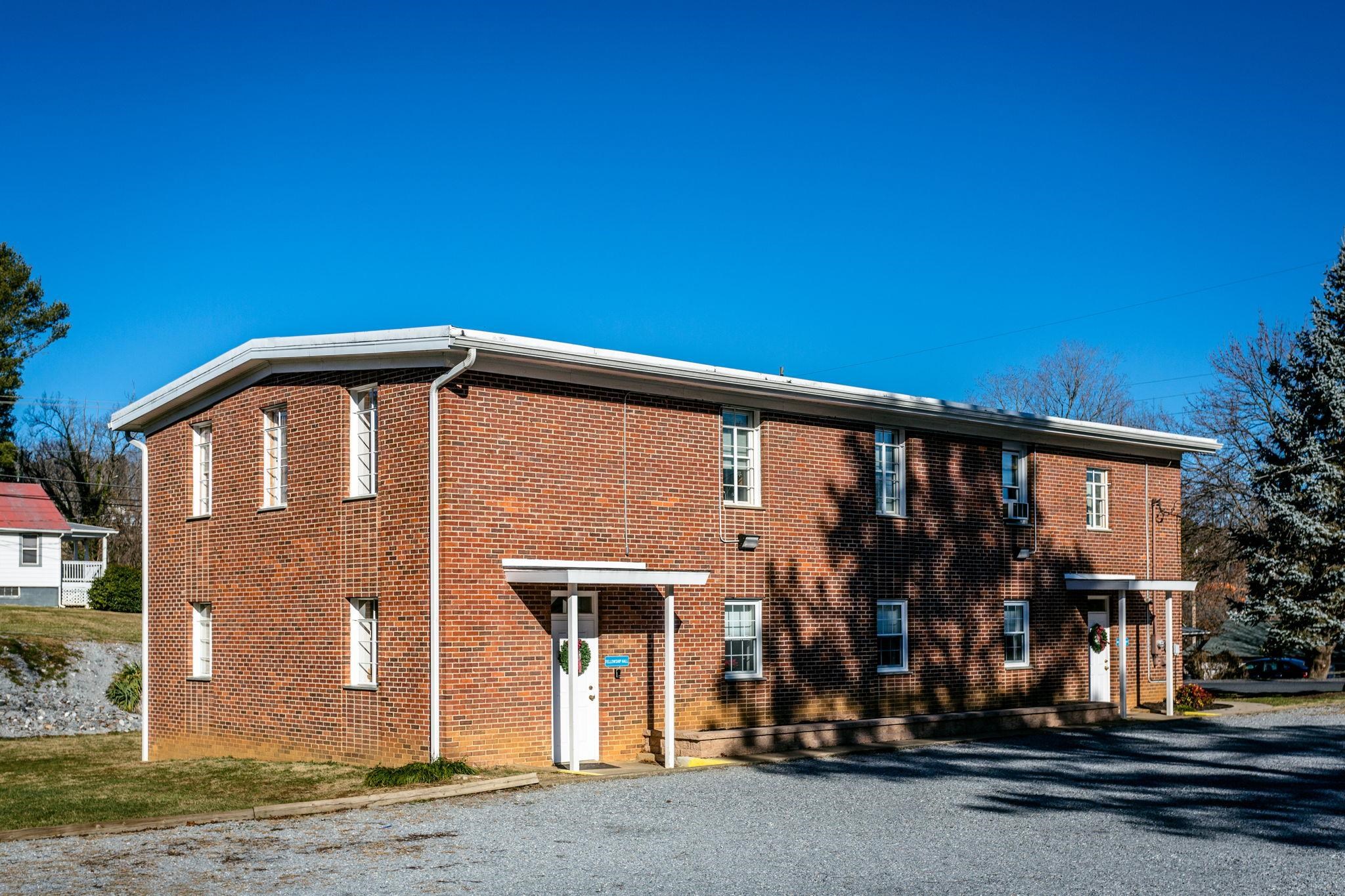 2408 HICKORY ST, STAUNTON, Virginia 24402, ,Commercial,2408 HICKORY ST,659504 MLS # 659504