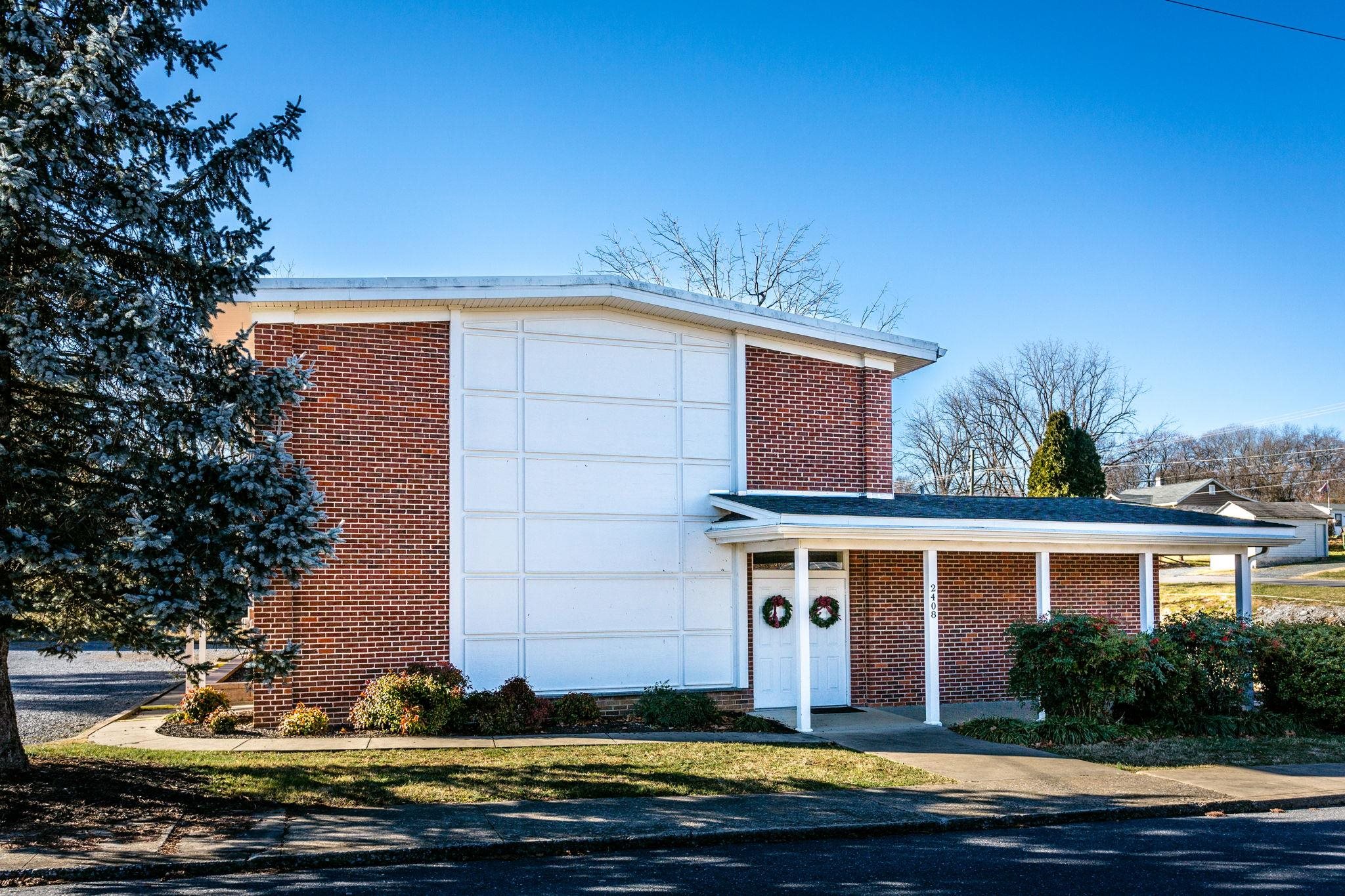 2408 HICKORY ST, STAUNTON, Virginia 24402, ,Commercial,2408 HICKORY ST,659504 MLS # 659504