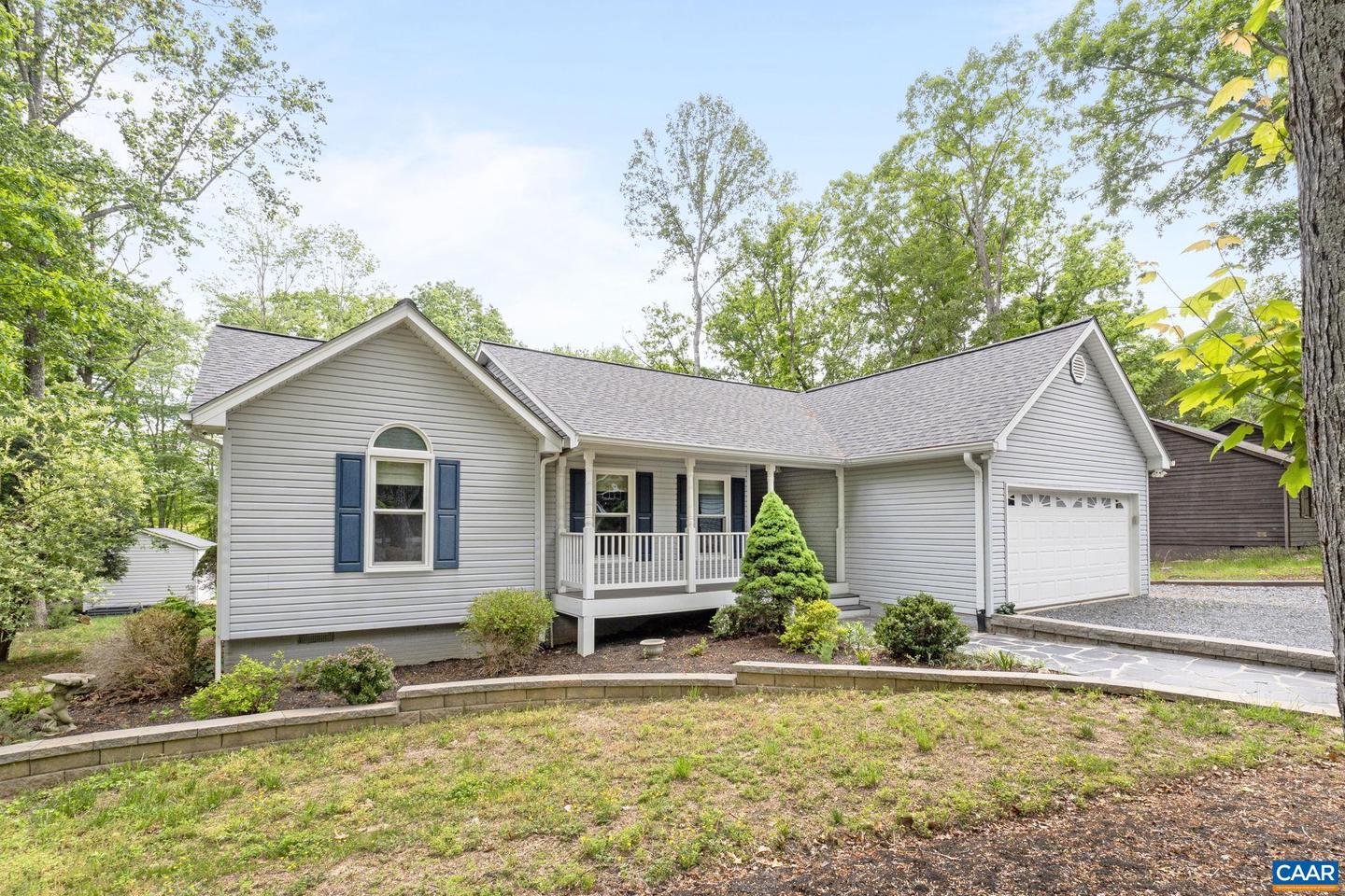 137 JEFFERSON DR, LAKE MONTICELLO, Virginia 22963, 3 Bedrooms Bedrooms, ,2 BathroomsBathrooms,Residential,For sale,137 JEFFERSON DR,660230 MLS # 660230