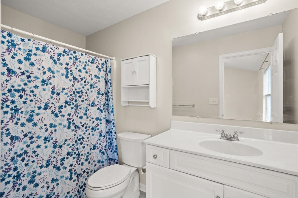 2890 CRYSTAL SPRING LN, ROCKINGHAM, Virginia 22801, 3 Bedrooms Bedrooms, ,2 BathroomsBathrooms,Residential,2890 CRYSTAL SPRING LN,664708 MLS # 664708