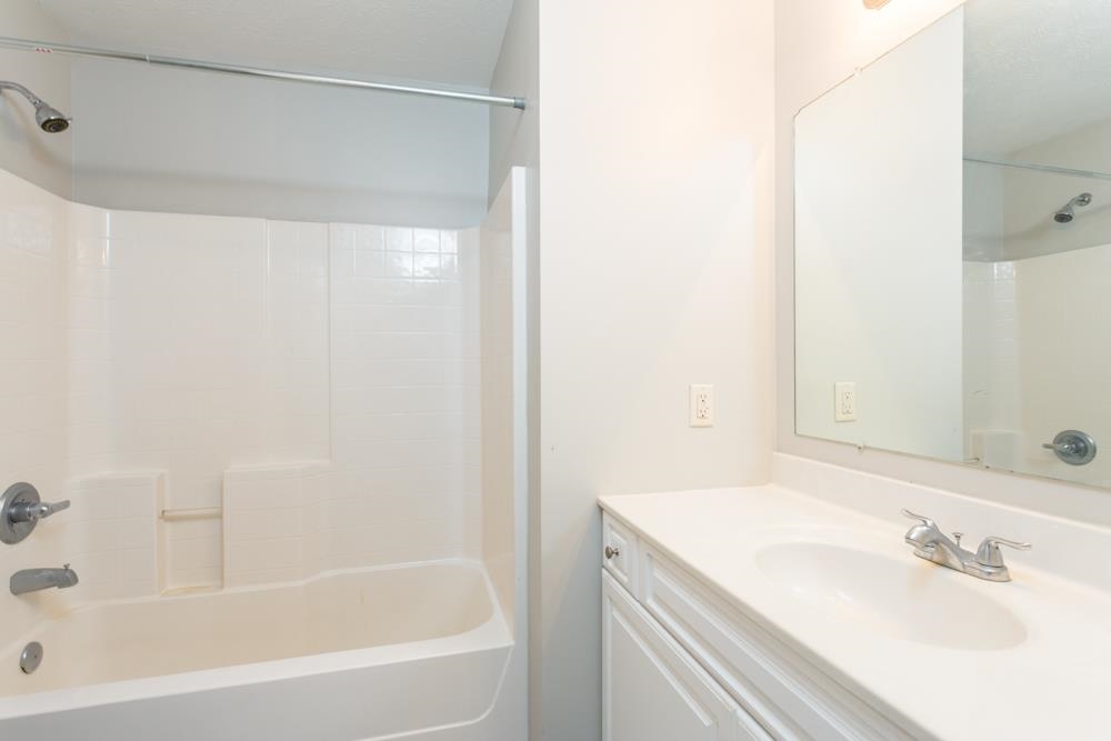 2890 CRYSTAL SPRING LN, ROCKINGHAM, Virginia 22801, 3 Bedrooms Bedrooms, ,2 BathroomsBathrooms,Residential,2890 CRYSTAL SPRING LN,664708 MLS # 664708