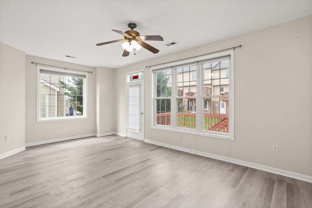 2890 CRYSTAL SPRING LN, ROCKINGHAM, Virginia 22801, 3 Bedrooms Bedrooms, ,2 BathroomsBathrooms,Residential,2890 CRYSTAL SPRING LN,664708 MLS # 664708