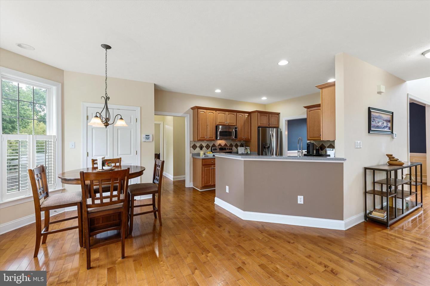 121 CARNMORE DR, WINCHESTER, Virginia 22602, 5 Bedrooms Bedrooms, ,4 BathroomsBathrooms,Residential,For sale,121 CARNMORE DR,VAFV2033164 MLS # VAFV2033164