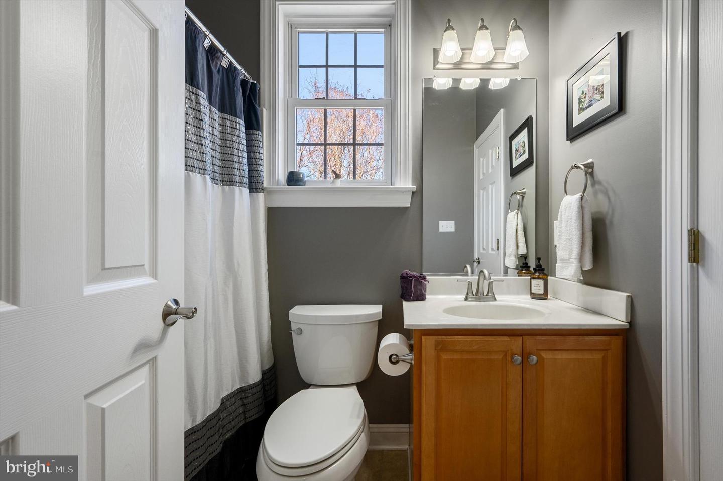 121 CARNMORE DR, WINCHESTER, Virginia 22602, 5 Bedrooms Bedrooms, ,4 BathroomsBathrooms,Residential,For sale,121 CARNMORE DR,VAFV2033164 MLS # VAFV2033164