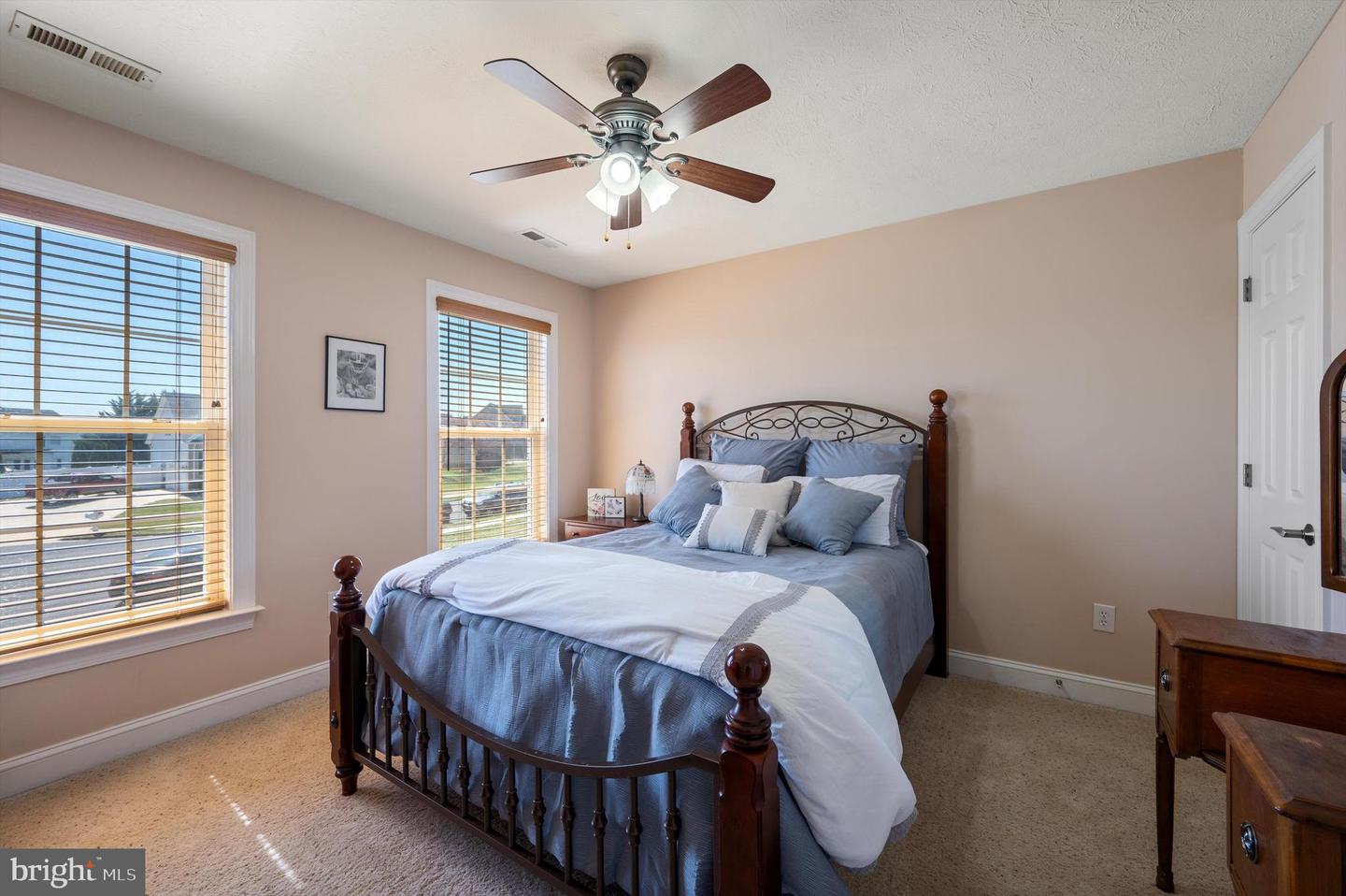 121 CARNMORE DR, WINCHESTER, Virginia 22602, 5 Bedrooms Bedrooms, ,4 BathroomsBathrooms,Residential,For sale,121 CARNMORE DR,VAFV2033164 MLS # VAFV2033164