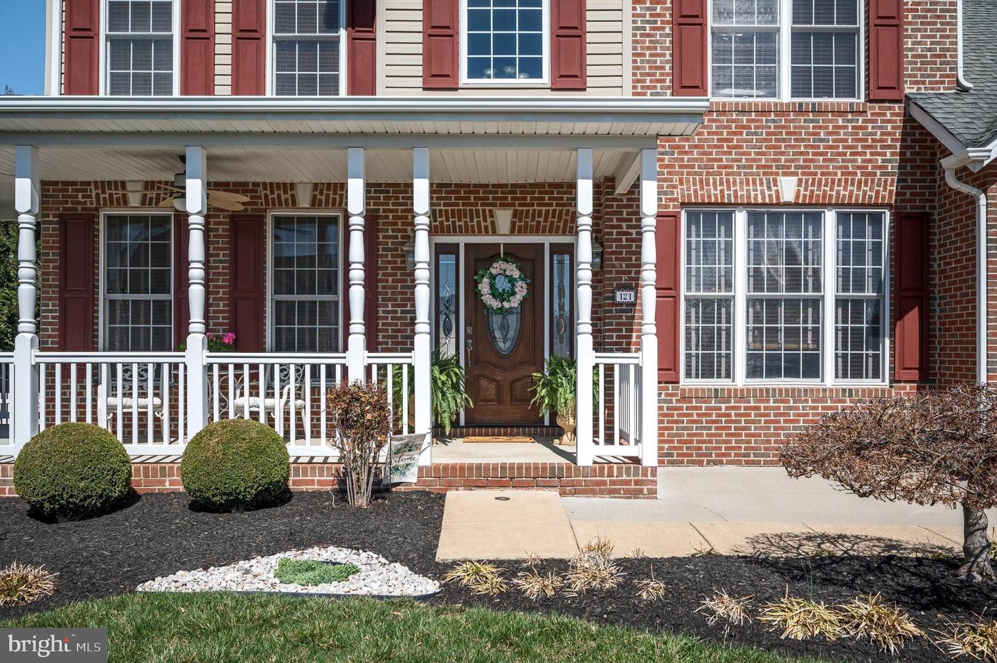 121 CARNMORE DR, WINCHESTER, Virginia 22602, 5 Bedrooms Bedrooms, ,4 BathroomsBathrooms,Residential,For sale,121 CARNMORE DR,VAFV2033164 MLS # VAFV2033164