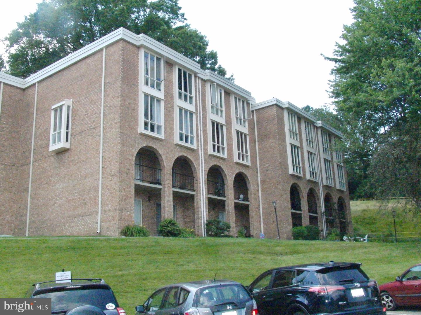 2630 WAGON DR #293, ALEXANDRIA, Virginia 22303, 2 Bedrooms Bedrooms, 5 Rooms Rooms,1 BathroomBathrooms,Residential,For sale,2630 WAGON DR #293,VAFX2231994 MLS # VAFX2231994