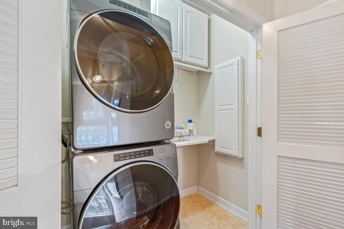 4091 RIVER FORTH DR, FAIRFAX, Virginia 22030, 3 Bedrooms Bedrooms, ,3 BathroomsBathrooms,Residential,For sale,4091 RIVER FORTH DR,VAFX2234170 MLS # VAFX2234170