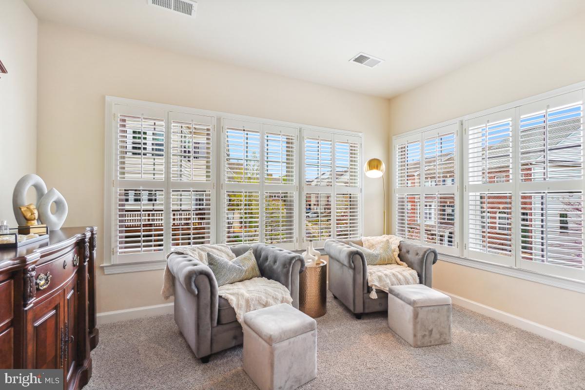 4091 RIVER FORTH DR, FAIRFAX, Virginia 22030, 3 Bedrooms Bedrooms, ,3 BathroomsBathrooms,Residential,For sale,4091 RIVER FORTH DR,VAFX2234170 MLS # VAFX2234170