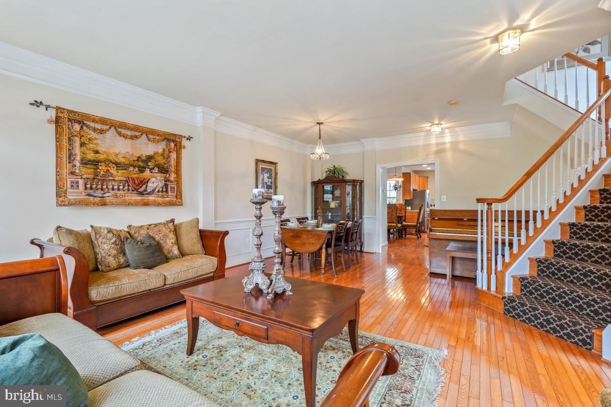 4091 RIVER FORTH DR, FAIRFAX, Virginia 22030, 3 Bedrooms Bedrooms, ,3 BathroomsBathrooms,Residential,For sale,4091 RIVER FORTH DR,VAFX2234170 MLS # VAFX2234170