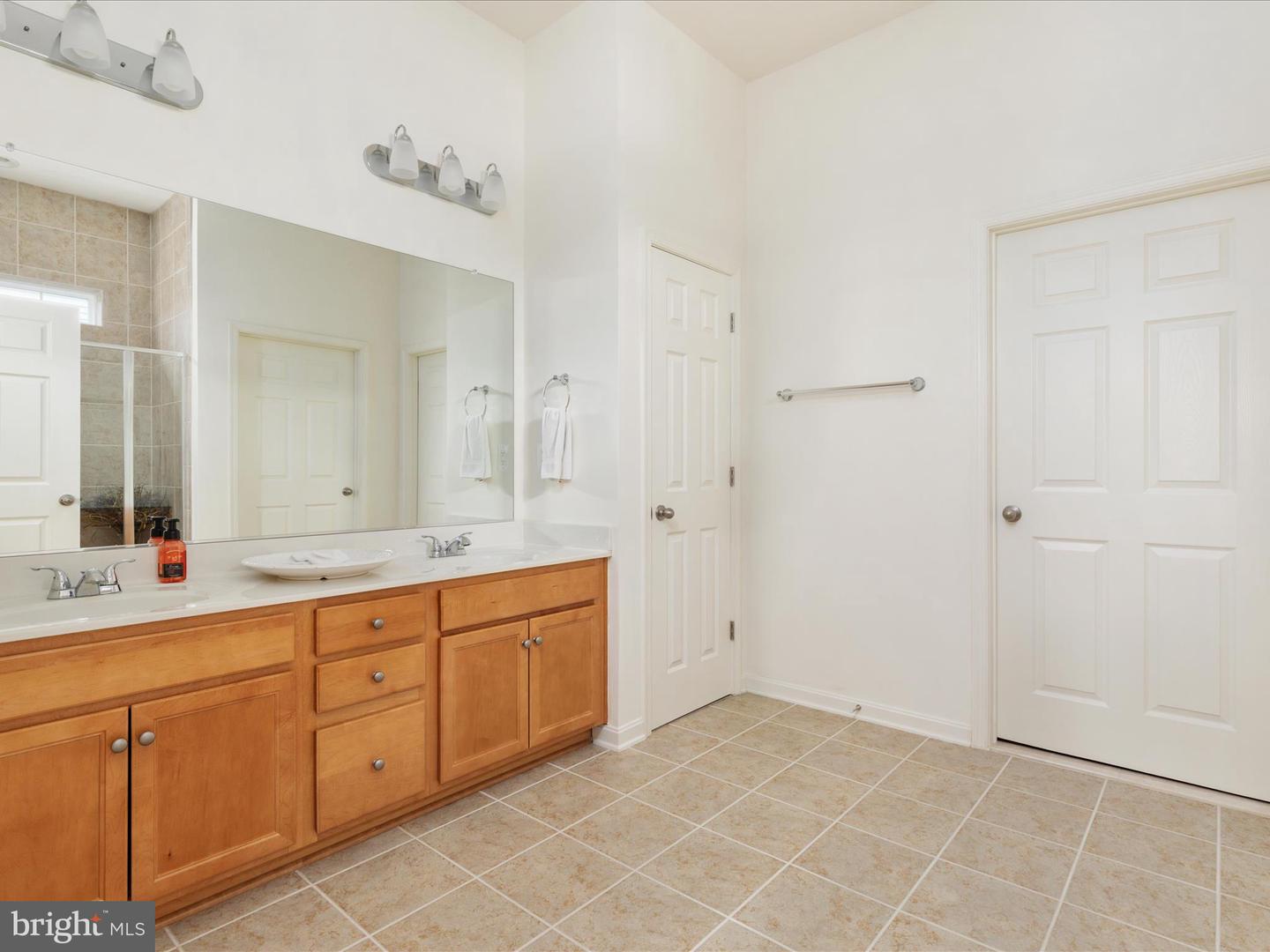 327 LYNNEHAVEN DR, WINCHESTER, Virginia 22602, 3 Bedrooms Bedrooms, ,3 BathroomsBathrooms,Residential,For sale,327 LYNNEHAVEN DR,VAFV2033454 MLS # VAFV2033454