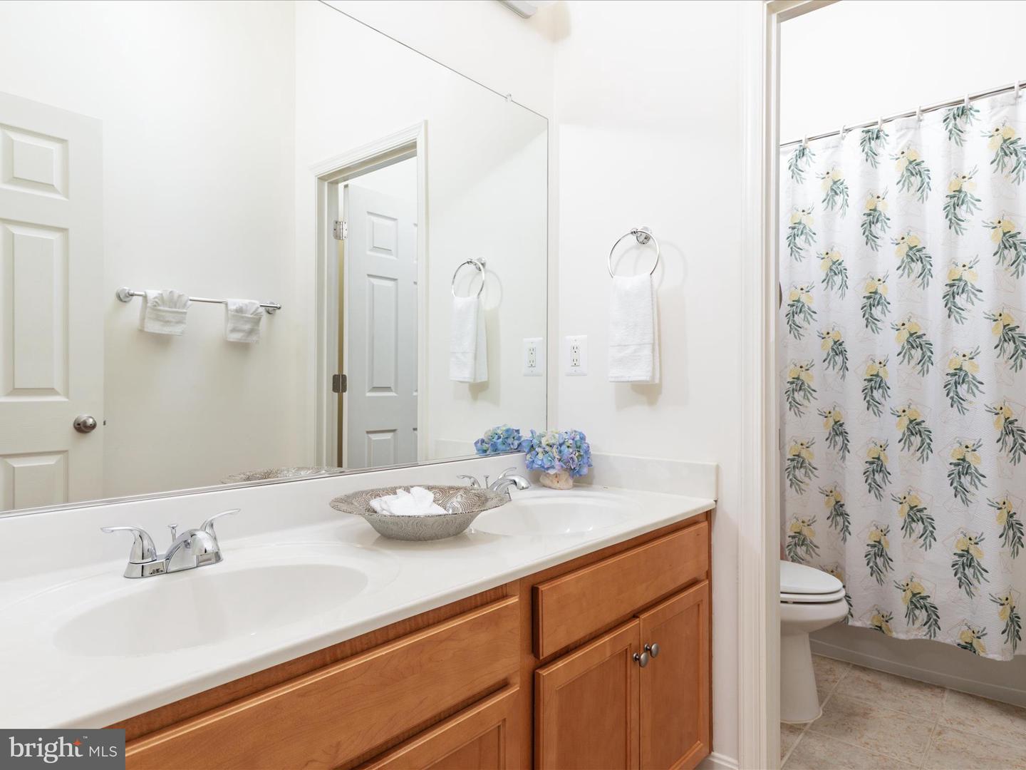 327 LYNNEHAVEN DR, WINCHESTER, Virginia 22602, 3 Bedrooms Bedrooms, ,3 BathroomsBathrooms,Residential,For sale,327 LYNNEHAVEN DR,VAFV2033454 MLS # VAFV2033454