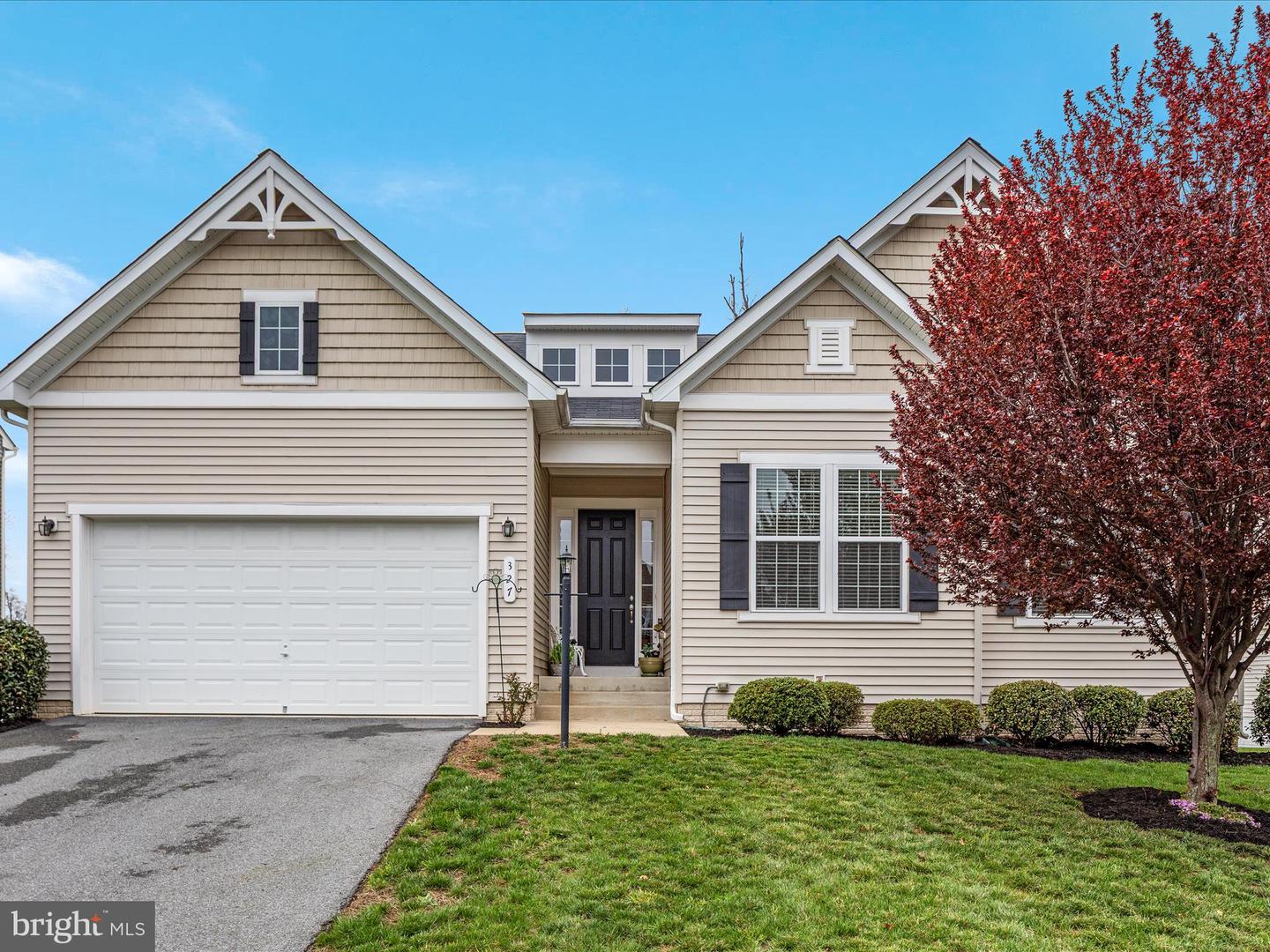327 LYNNEHAVEN DR, WINCHESTER, Virginia 22602, 3 Bedrooms Bedrooms, ,3 BathroomsBathrooms,Residential,For sale,327 LYNNEHAVEN DR,VAFV2033454 MLS # VAFV2033454