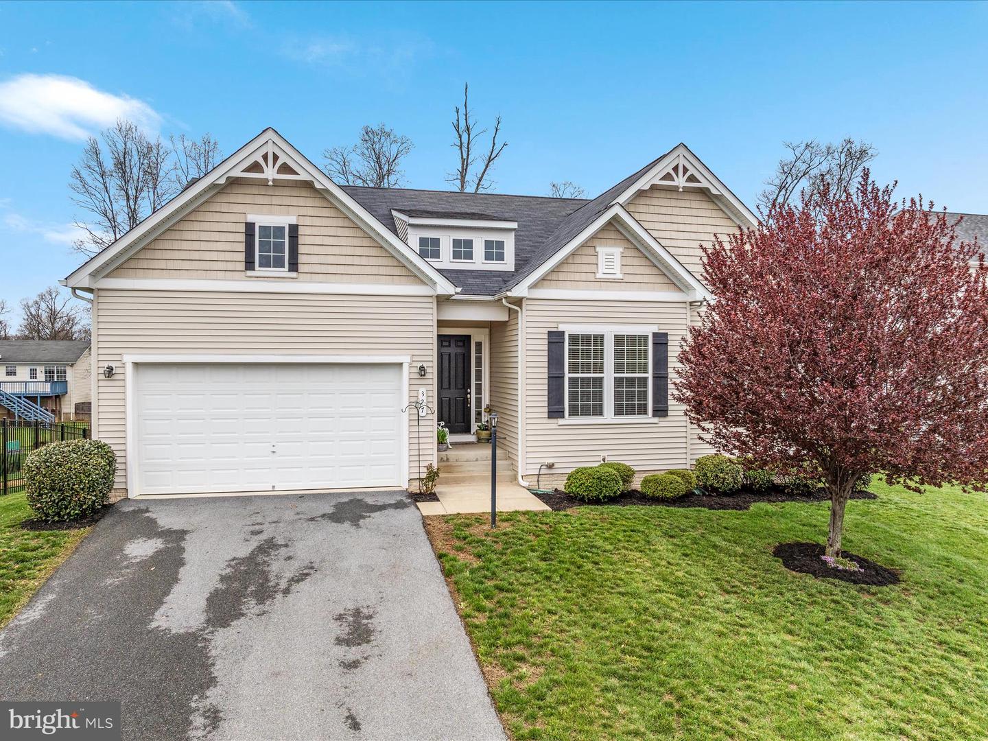 327 LYNNEHAVEN DR, WINCHESTER, Virginia 22602, 3 Bedrooms Bedrooms, ,3 BathroomsBathrooms,Residential,For sale,327 LYNNEHAVEN DR,VAFV2033454 MLS # VAFV2033454