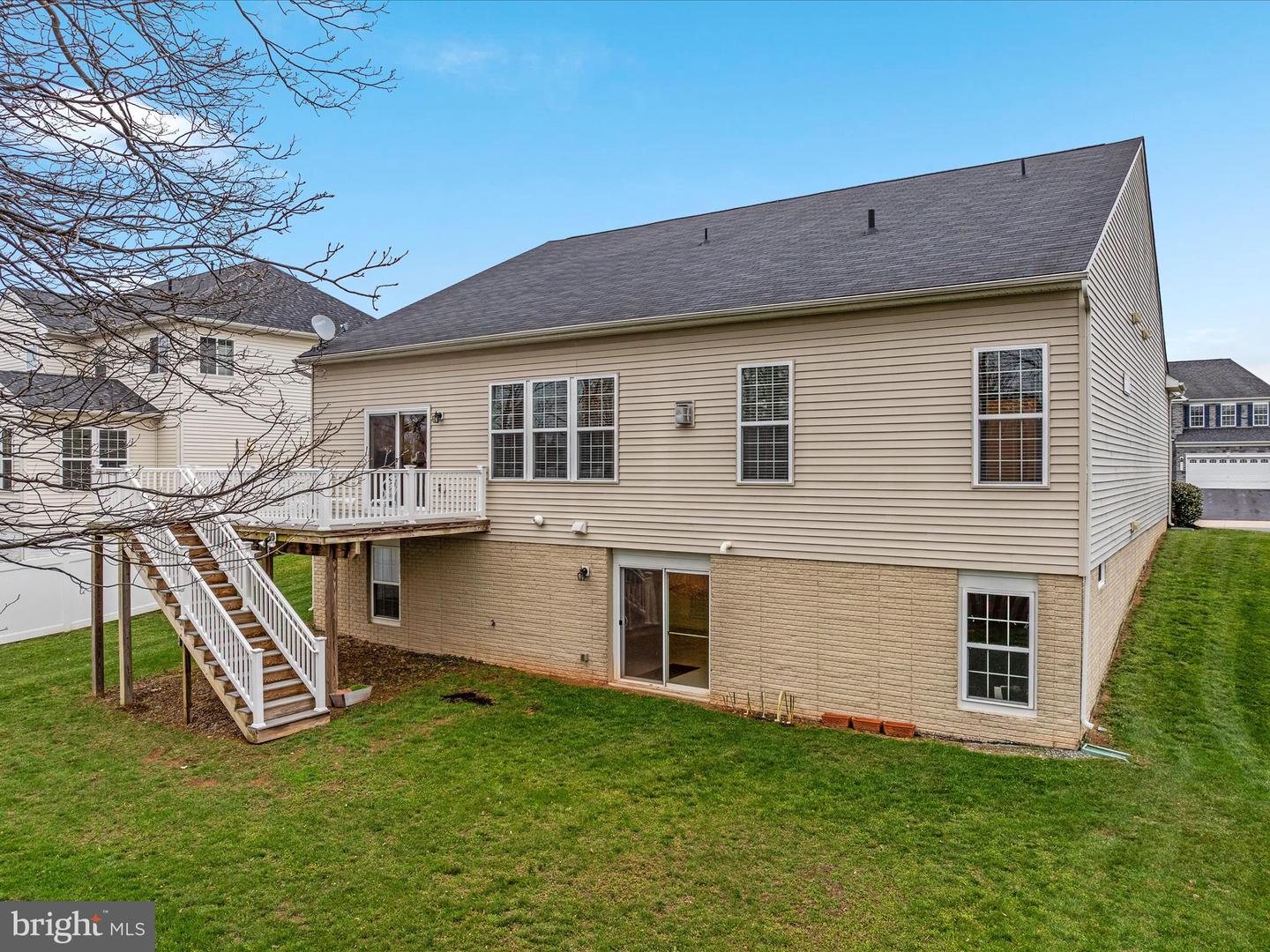 327 LYNNEHAVEN DR, WINCHESTER, Virginia 22602, 3 Bedrooms Bedrooms, ,3 BathroomsBathrooms,Residential,For sale,327 LYNNEHAVEN DR,VAFV2033454 MLS # VAFV2033454