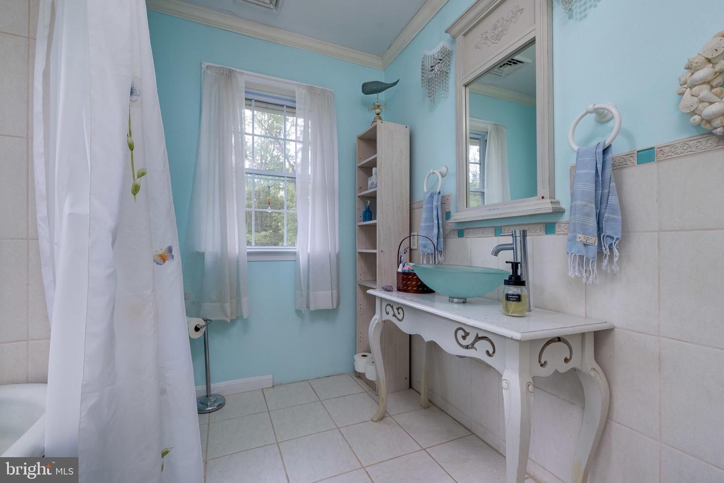3909 STONEY CREEK RD, EDINBURG, Virginia 22824, 3 Bedrooms Bedrooms, ,2 BathroomsBathrooms,Residential,For sale,3909 STONEY CREEK RD,VASH2011296 MLS # VASH2011296