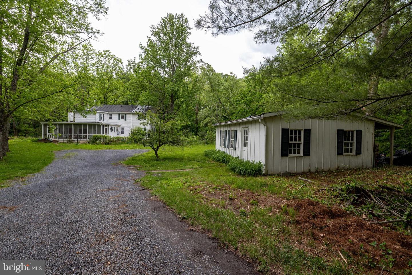 3909 STONEY CREEK RD, EDINBURG, Virginia 22824, 3 Bedrooms Bedrooms, ,2 BathroomsBathrooms,Residential,For sale,3909 STONEY CREEK RD,VASH2011296 MLS # VASH2011296