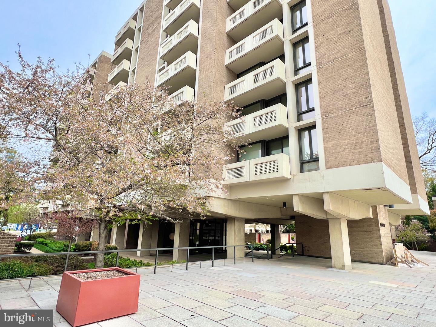 430 M ST SW #N-205, WASHINGTON, District Of Columbia 20024, 2 Bedrooms Bedrooms, ,2 BathroomsBathrooms,Residential,For sale,430 M ST SW #N-205,DCDC2199094 MLS # DCDC2199094
