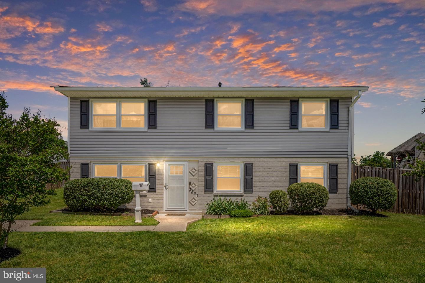 3830 CLAREMONT LN, WOODBRIDGE, Virginia 22193, 5 Bedrooms Bedrooms, ,2 BathroomsBathrooms,Residential,For sale,3830 CLAREMONT LN,VAPW2094060 MLS # VAPW2094060