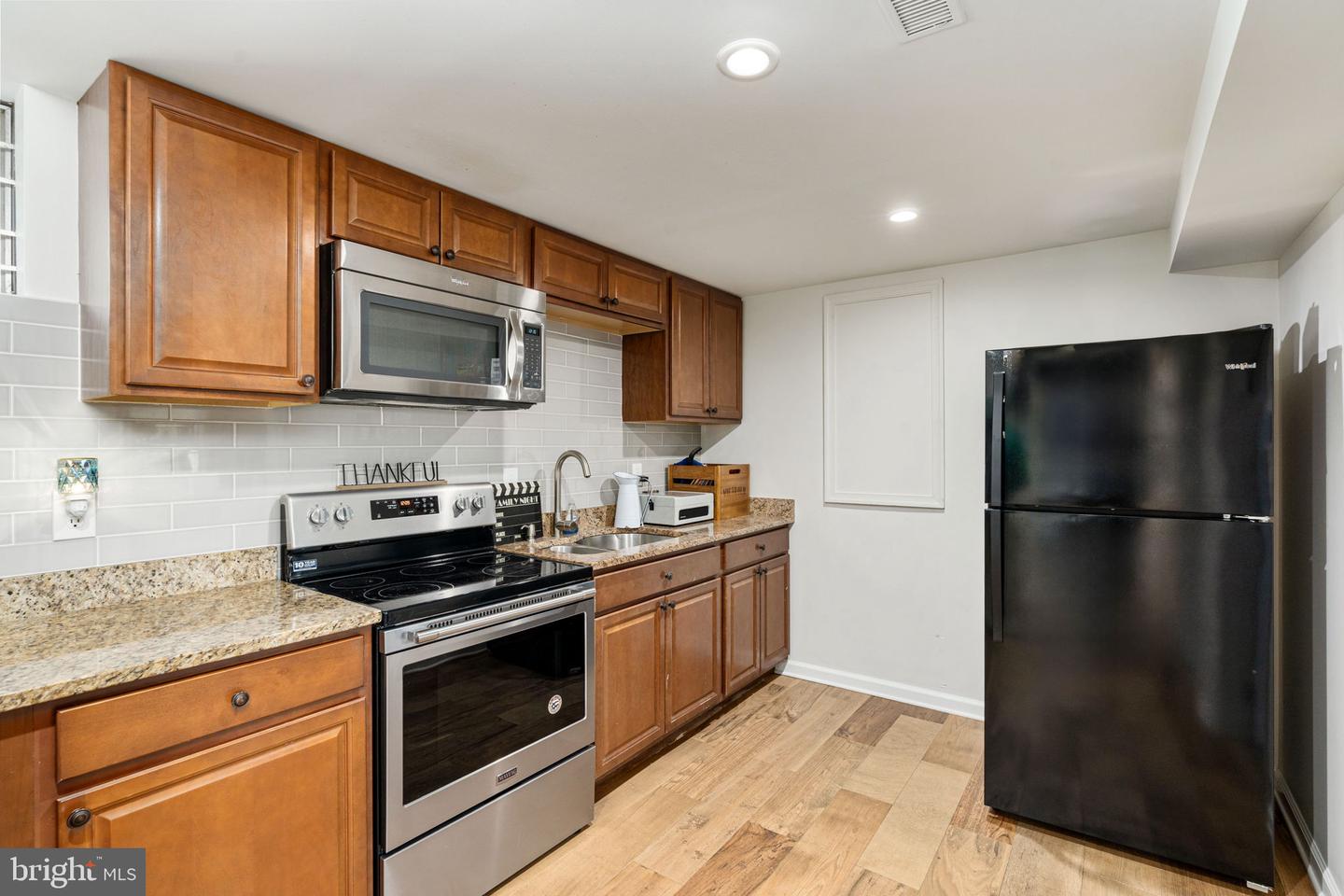 3830 CLAREMONT LN, WOODBRIDGE, Virginia 22193, 5 Bedrooms Bedrooms, ,2 BathroomsBathrooms,Residential,For sale,3830 CLAREMONT LN,VAPW2094060 MLS # VAPW2094060