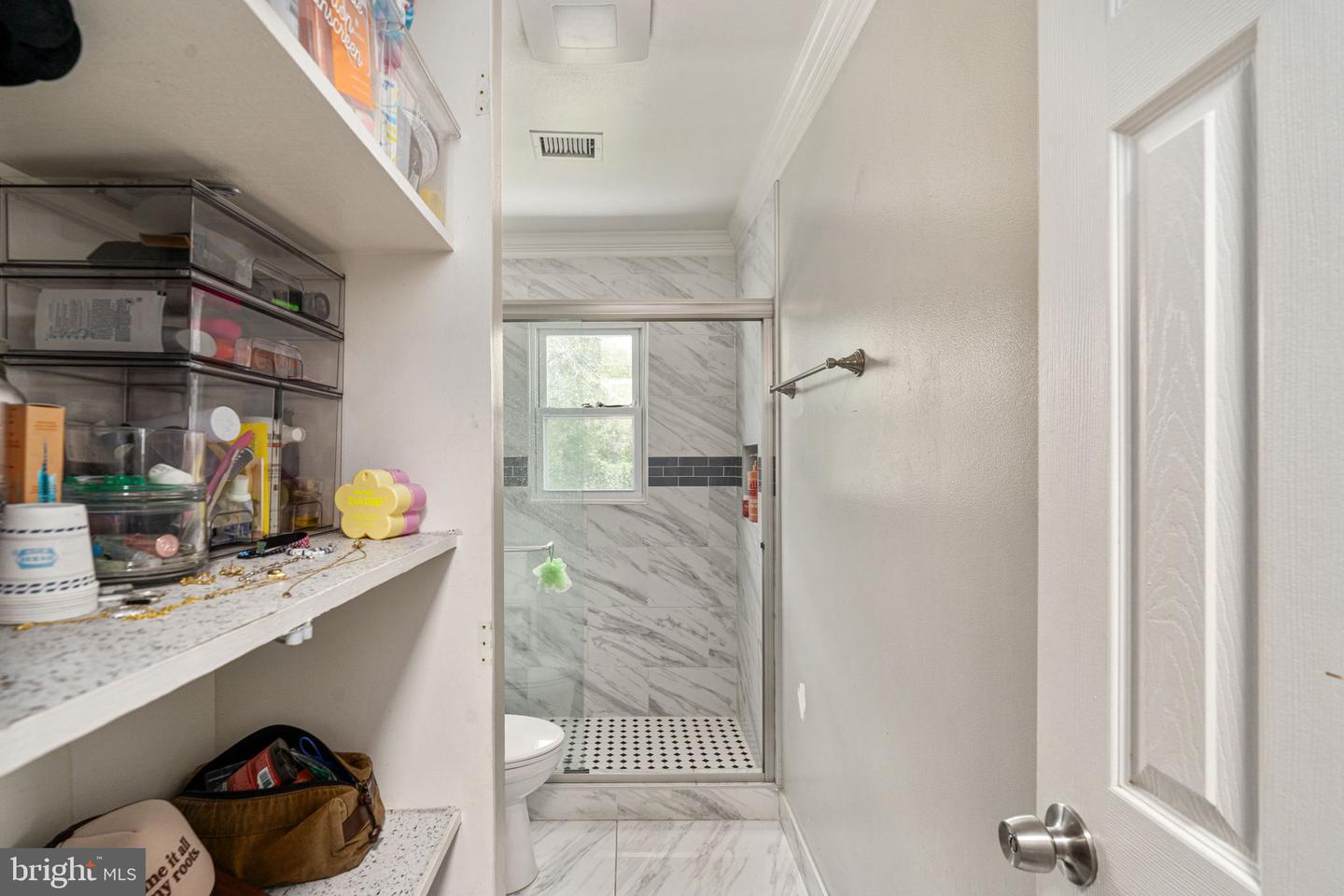 3830 CLAREMONT LN, WOODBRIDGE, Virginia 22193, 5 Bedrooms Bedrooms, ,2 BathroomsBathrooms,Residential,For sale,3830 CLAREMONT LN,VAPW2094060 MLS # VAPW2094060
