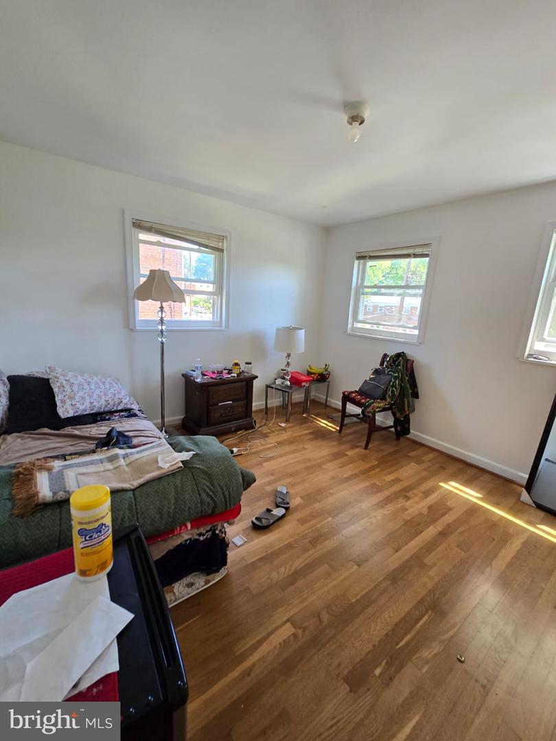 105 S IRIS ST, ALEXANDRIA, Virginia 22304, 2 Bedrooms Bedrooms, ,1 BathroomBathrooms,Residential,For sale,105 S IRIS ST,VAAX2045070 MLS # VAAX2045070