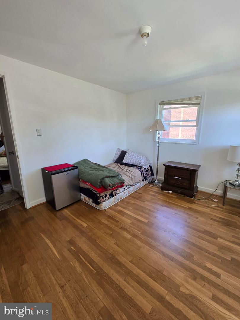 105 S IRIS ST, ALEXANDRIA, Virginia 22304, 2 Bedrooms Bedrooms, ,1 BathroomBathrooms,Residential,For sale,105 S IRIS ST,VAAX2045070 MLS # VAAX2045070
