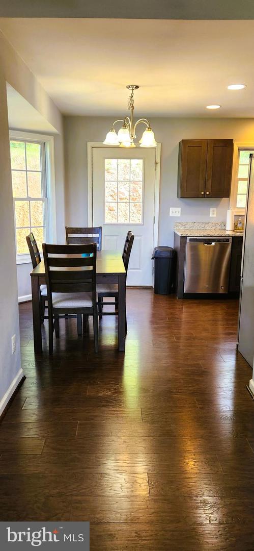 143 GOLDEN RUSSET DR, LINDEN, Virginia 22642, 3 Bedrooms Bedrooms, ,2 BathroomsBathrooms,Residential,For sale,143 GOLDEN RUSSET DR,VAWR2011150 MLS # VAWR2011150