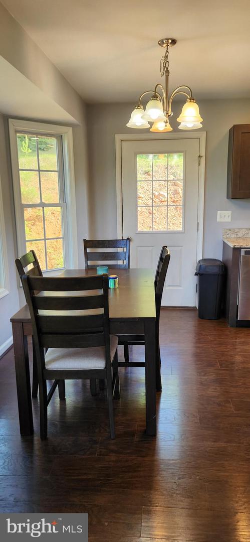 143 GOLDEN RUSSET DR, LINDEN, Virginia 22642, 3 Bedrooms Bedrooms, ,2 BathroomsBathrooms,Residential,For sale,143 GOLDEN RUSSET DR,VAWR2011150 MLS # VAWR2011150