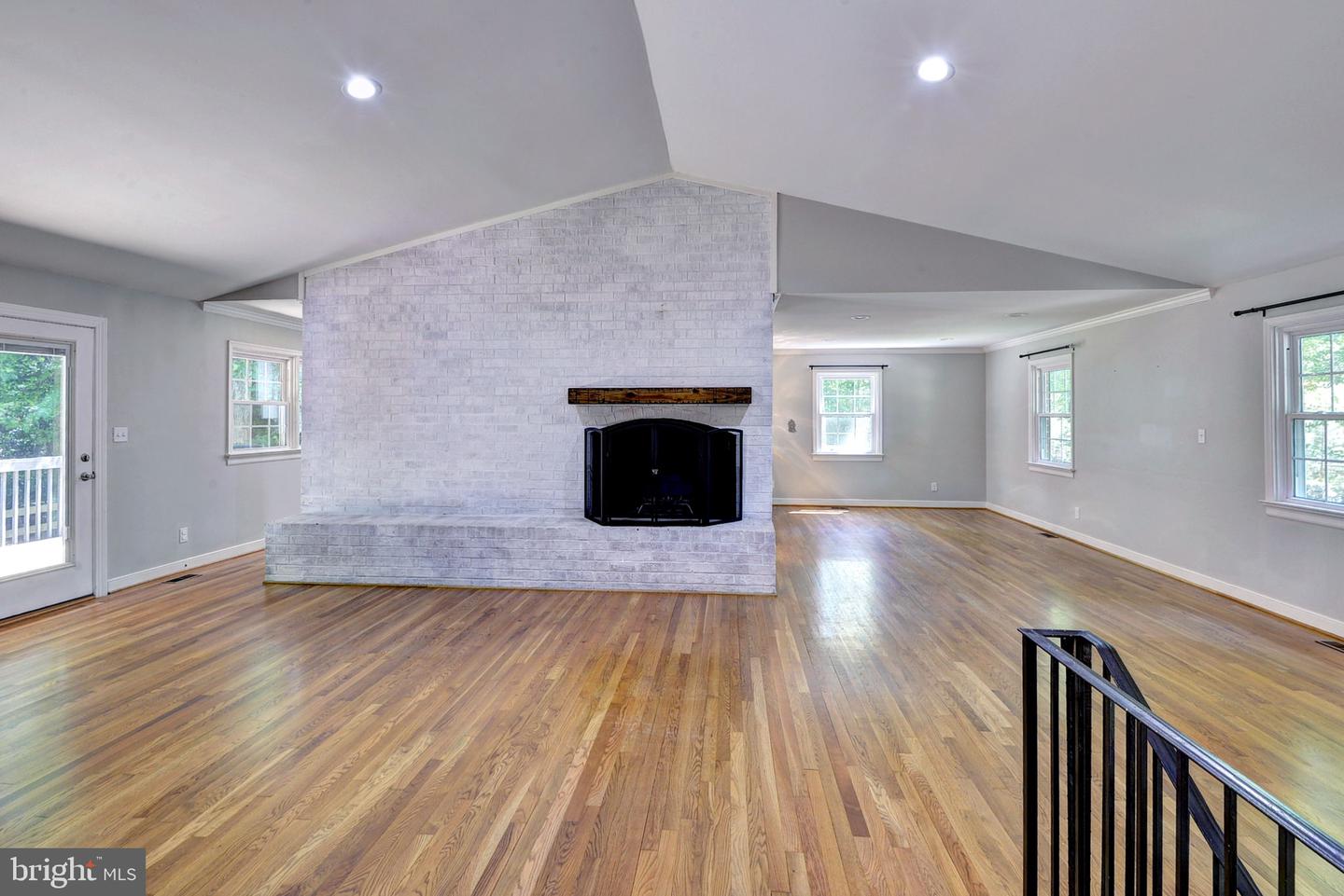 142 LITTLE JOHN RD, WILLIAMSBURG, Virginia 23185, 4 Bedrooms Bedrooms, ,3 BathroomsBathrooms,Residential,For sale,142 LITTLE JOHN RD,VAYV2000090 MLS # VAYV2000090