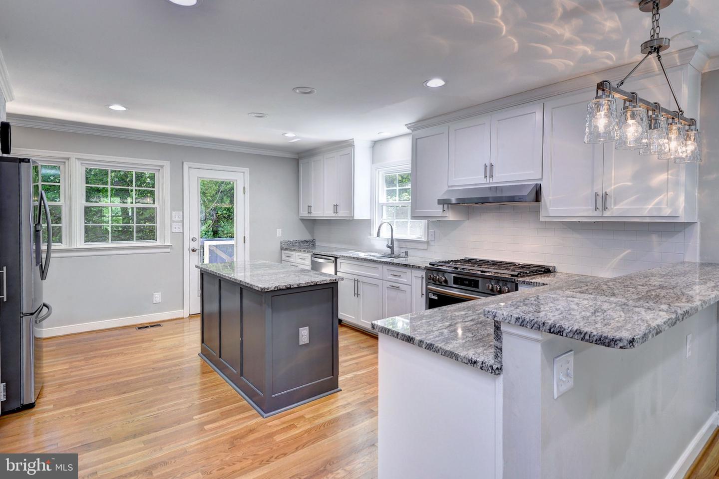 142 LITTLE JOHN RD, WILLIAMSBURG, Virginia 23185, 4 Bedrooms Bedrooms, ,3 BathroomsBathrooms,Residential,For sale,142 LITTLE JOHN RD,VAYV2000090 MLS # VAYV2000090
