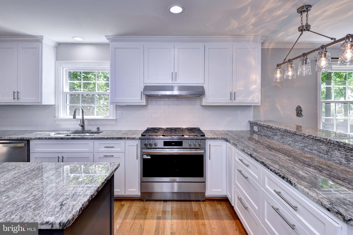142 LITTLE JOHN RD, WILLIAMSBURG, Virginia 23185, 4 Bedrooms Bedrooms, ,3 BathroomsBathrooms,Residential,For sale,142 LITTLE JOHN RD,VAYV2000090 MLS # VAYV2000090